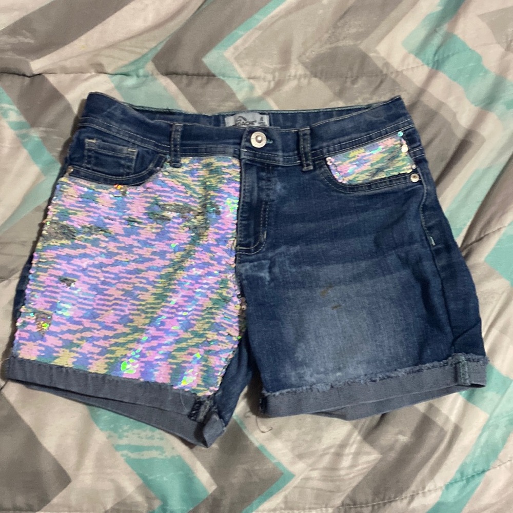Sequence shorts